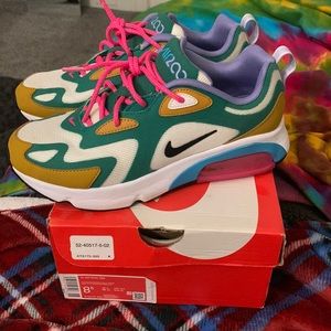 Nike Air Max 200- Mystic Green